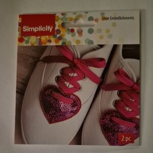 Simplicity Pink Heart Shoe Embellishments